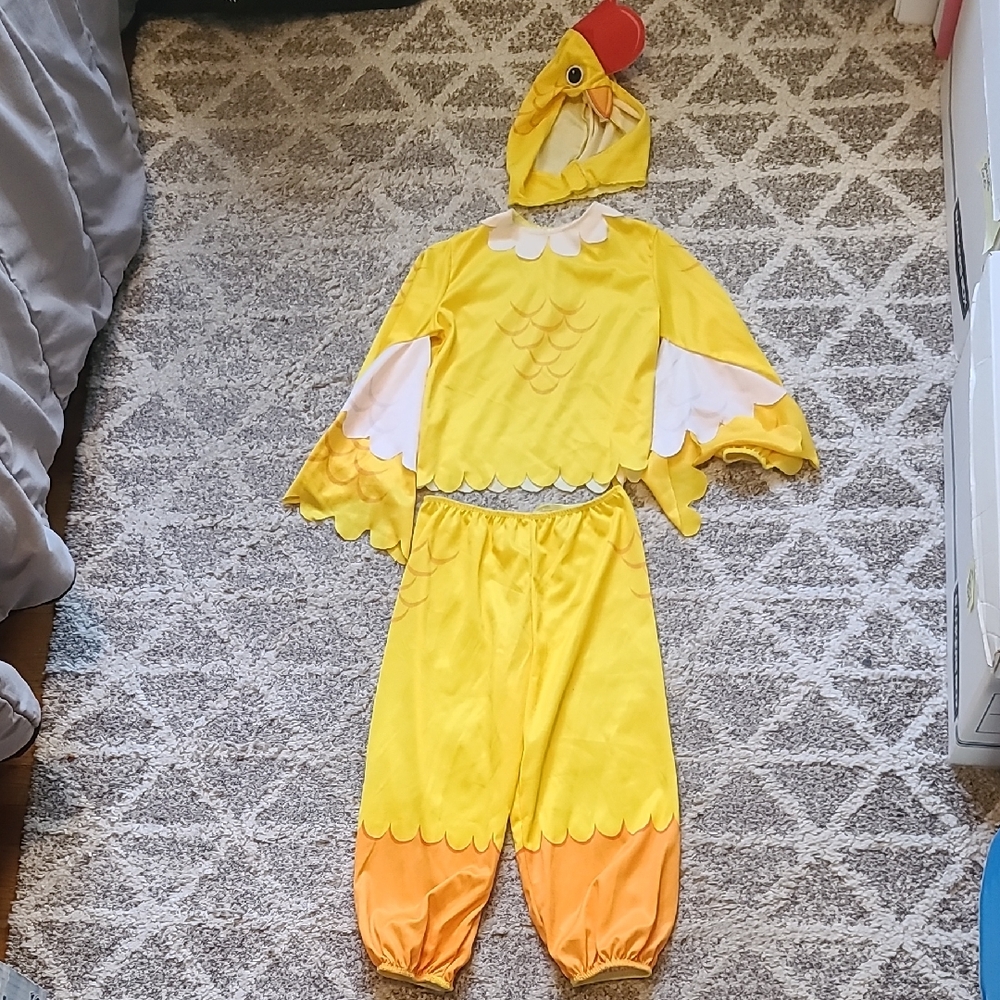 2 for $50 - 3-4T - 3-Piece Yellow Chicken Costume